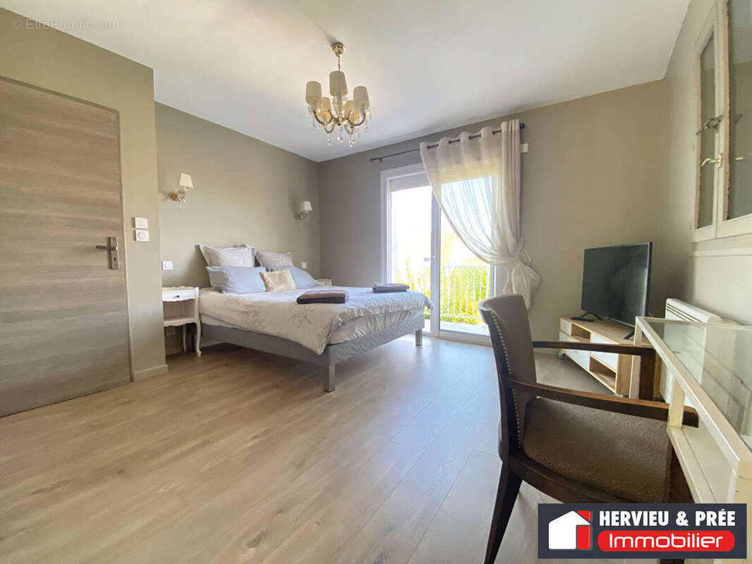 Maison à VER-SUR-MER