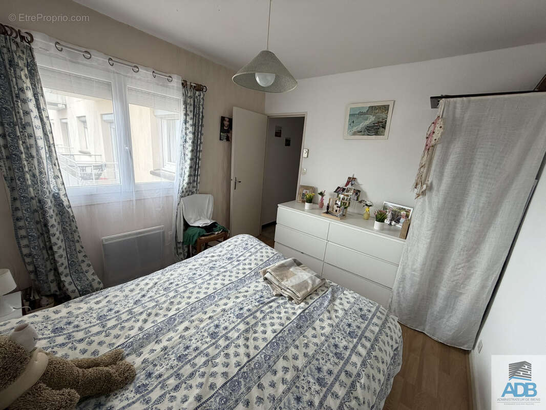 Appartement à LE COTEAU