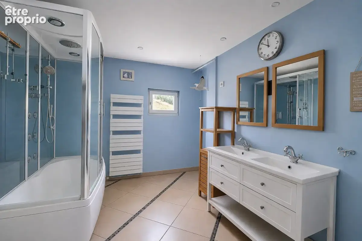 Maison en pierre avec piscine et dépendances - photo 6