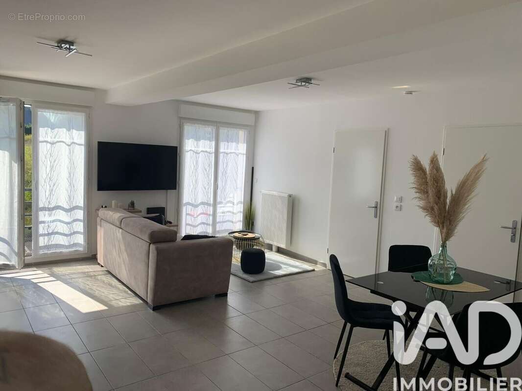 Photo 4 - Appartement à NANTEUIL-LE-HAUDOUIN