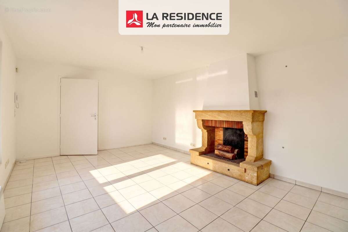 Appartement 56 m² à Chanteloup-Les-Vignes  - photo 4