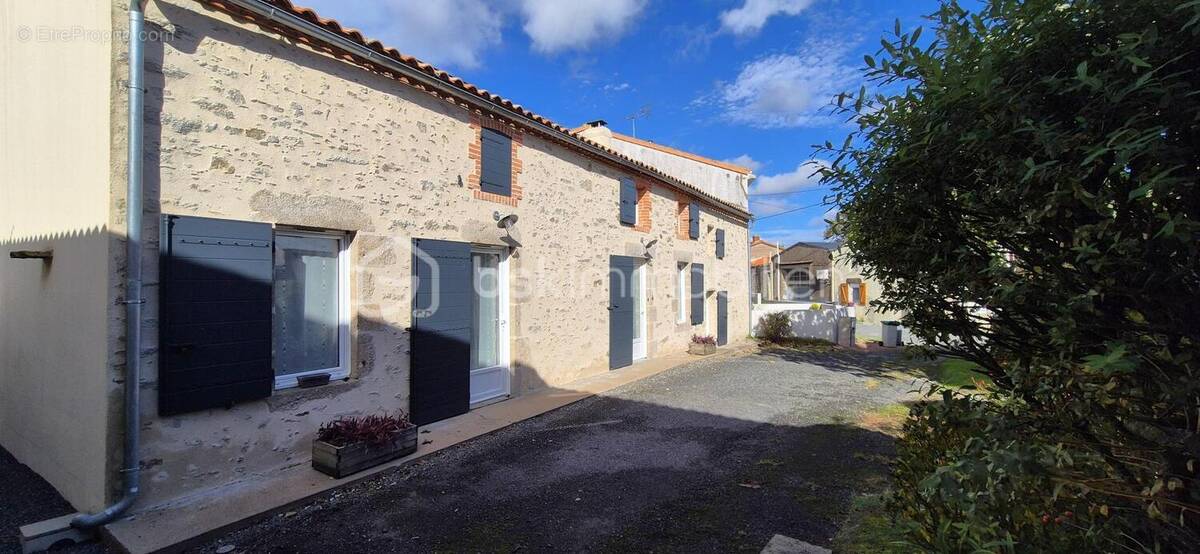 Maison à TREIZE-SEPTIERS