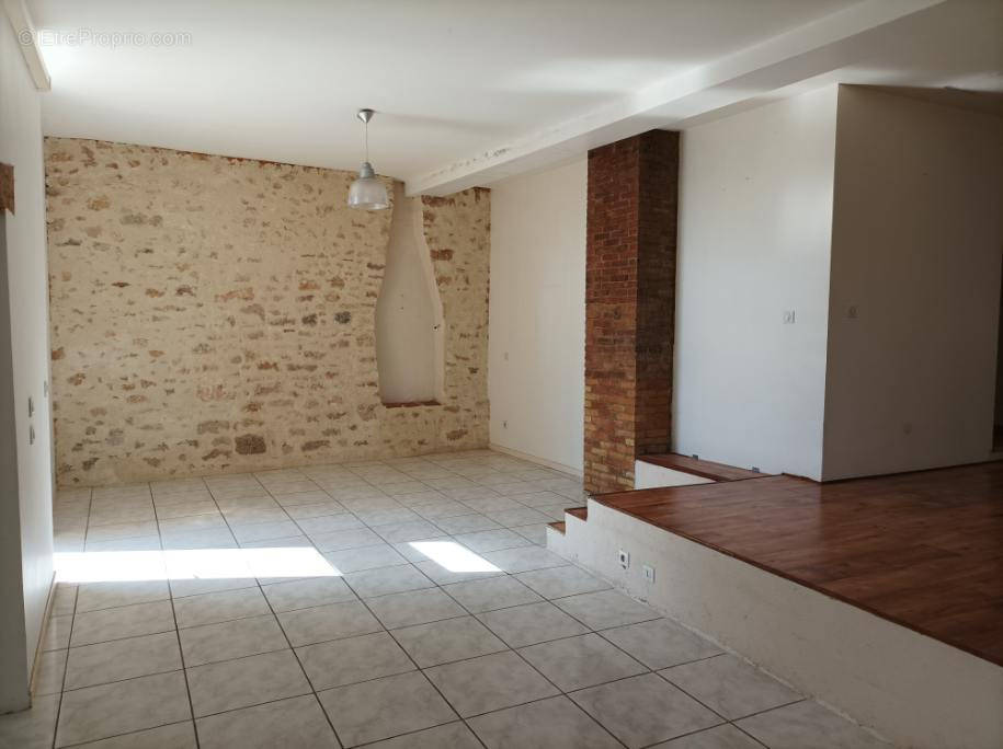 Maison à MONSEMPRON-LIBOS