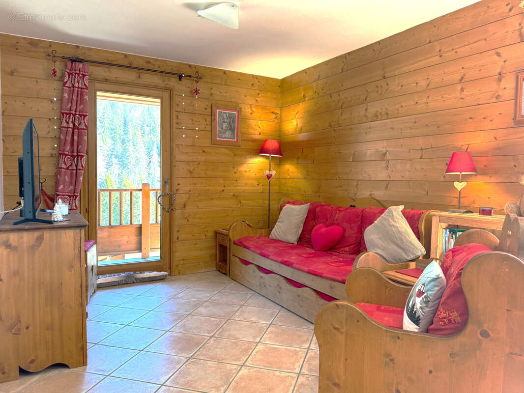 Appartement à CREST-VOLAND
