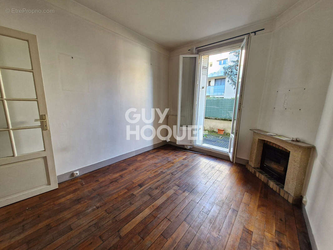 Appartement à FONTENAY-SOUS-BOIS