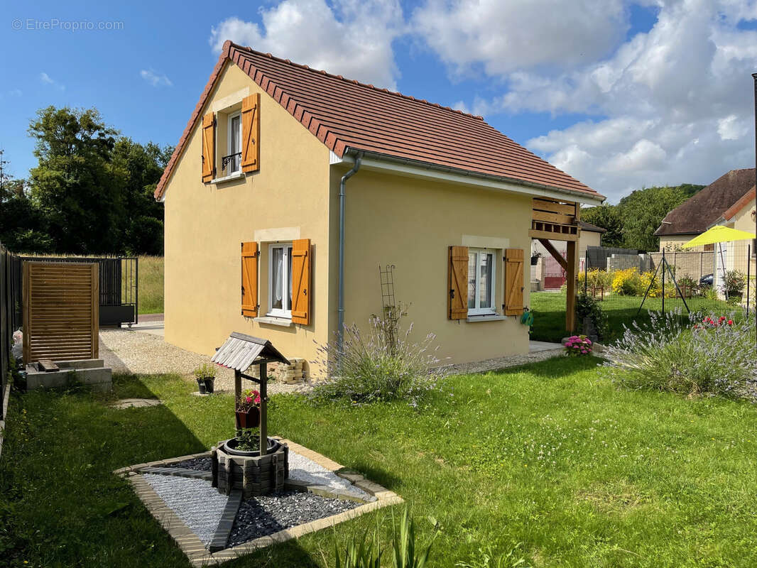 JAVERNANT - Garage 38m2 - photo 2