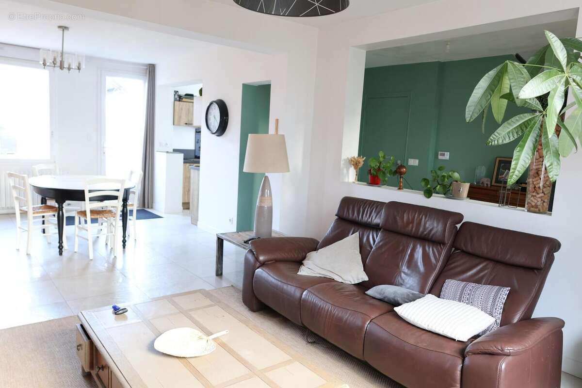 Photo 2 - Maison à CHATEAU-GONTIER