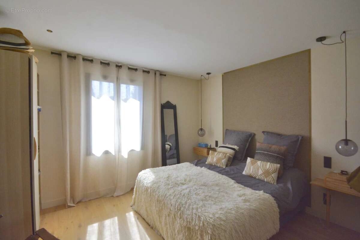 Maison à MOUGINS