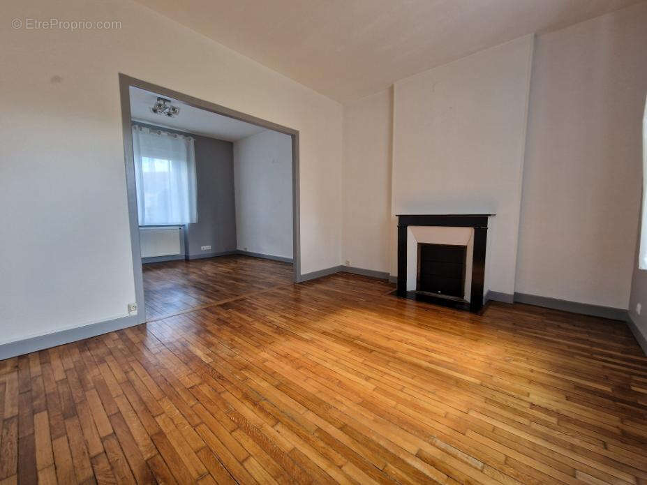 Maison à COMMERCY