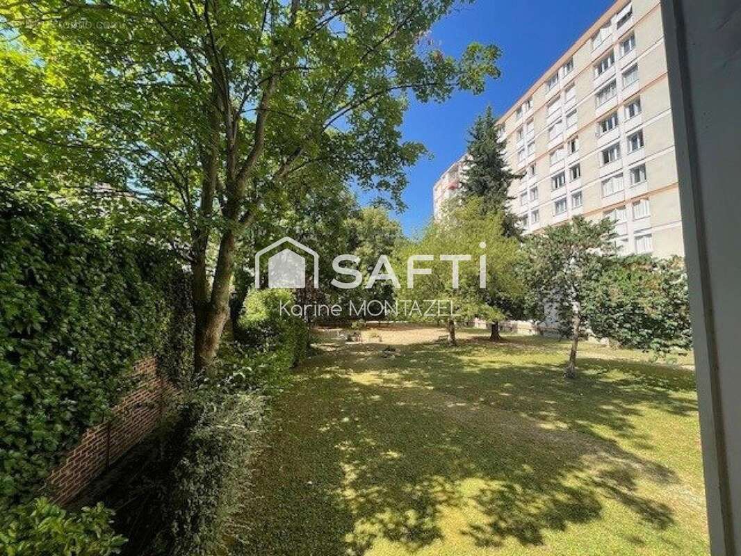 Photo 2 - Appartement à IVRY-SUR-SEINE