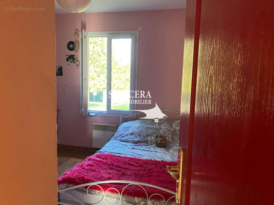 Maison 86 m² à Riberac  - photo 5