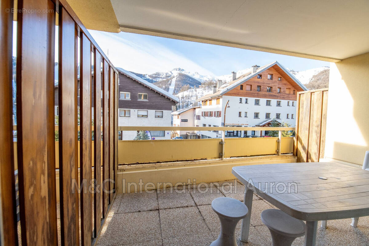 Appartement à SAINT-ETIENNE-DE-TINEE