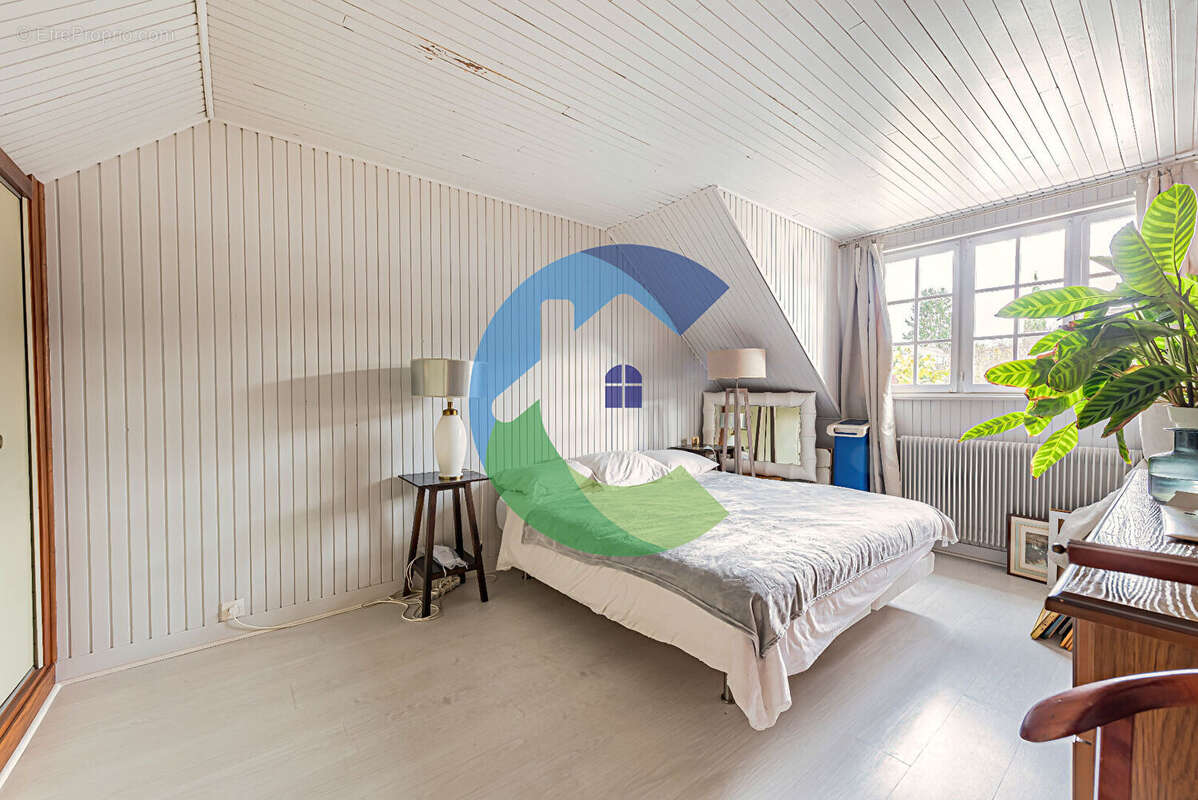 Maison à LONGJUMEAU