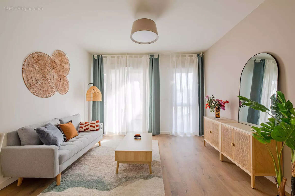 Appartement à FREJUS