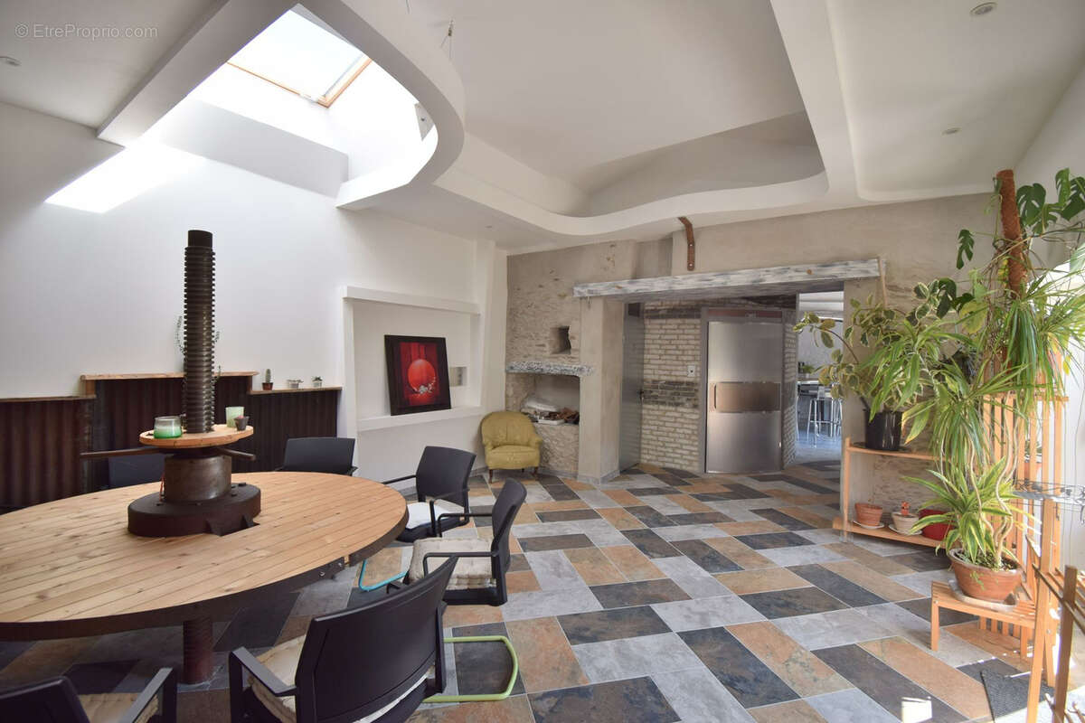 Maison à GENESTON