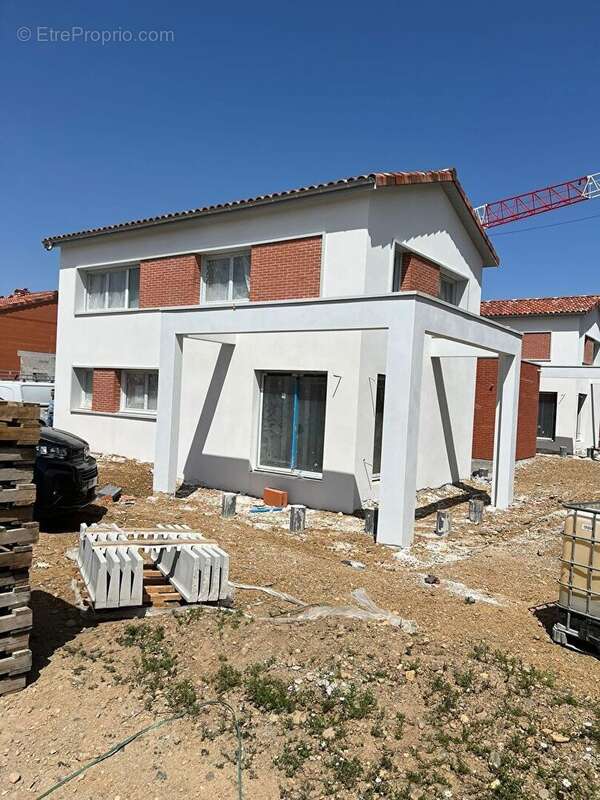 Villa T5 avec beau jardin - Tournefeuille - photo 6