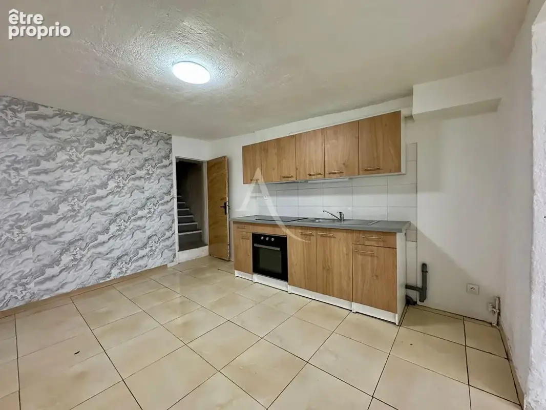 Investissement locatif à Lézignan-Corbières : maison T2 bis louée - photo 2