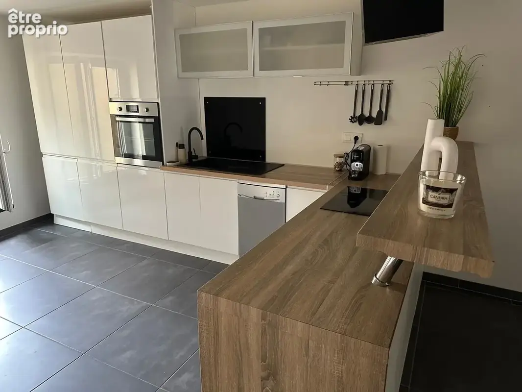 immeuble de rapport avec un logement 121 m2 et 3 cellules commerciales - photo 12