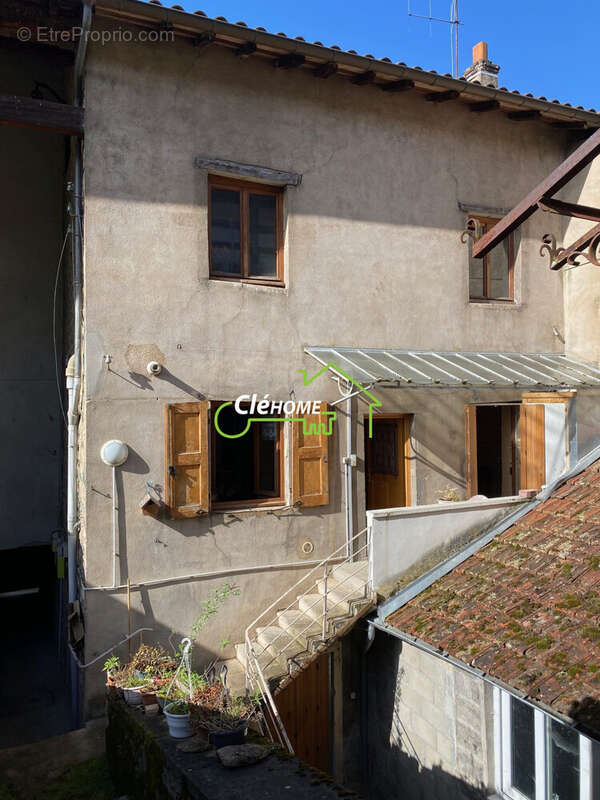 Maison à BEAUJEU