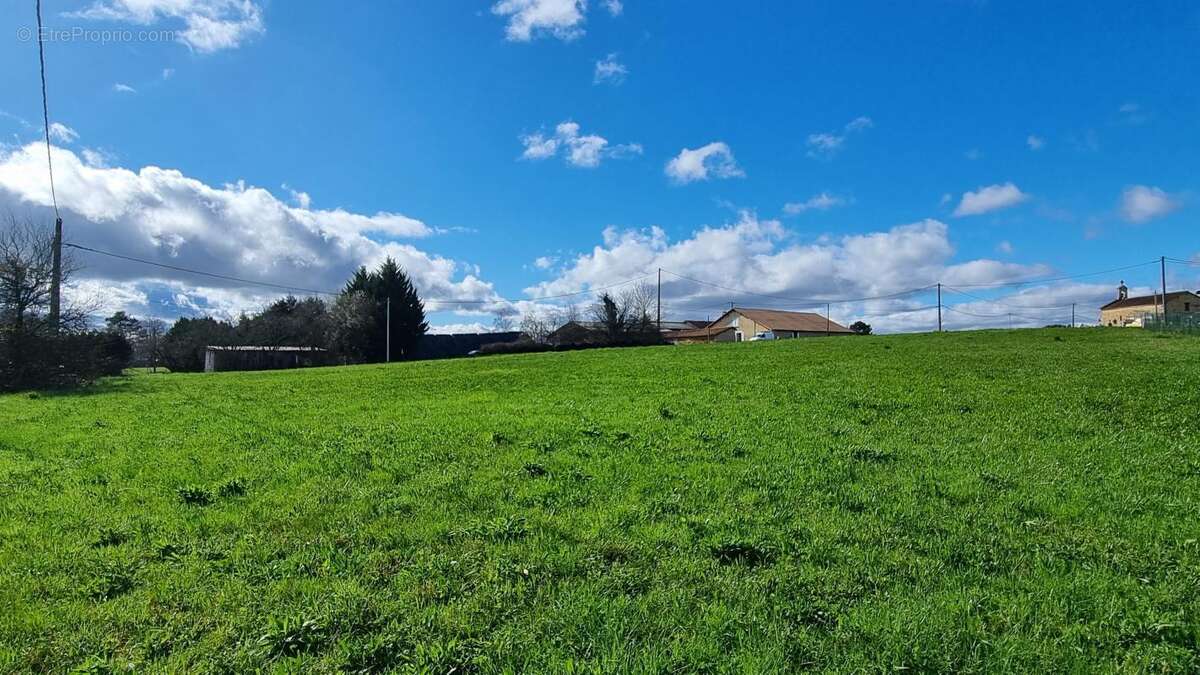 Terrain à Château Missier - photo 3