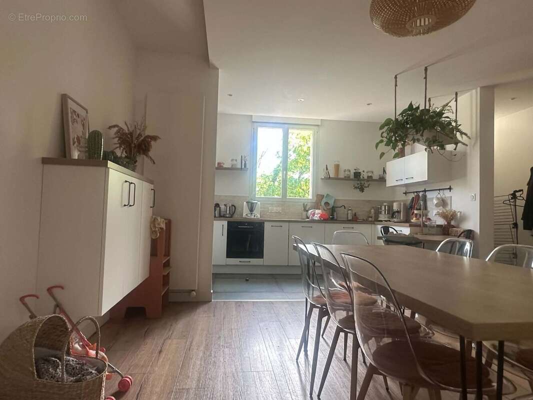 Maison à CHEMILLE
