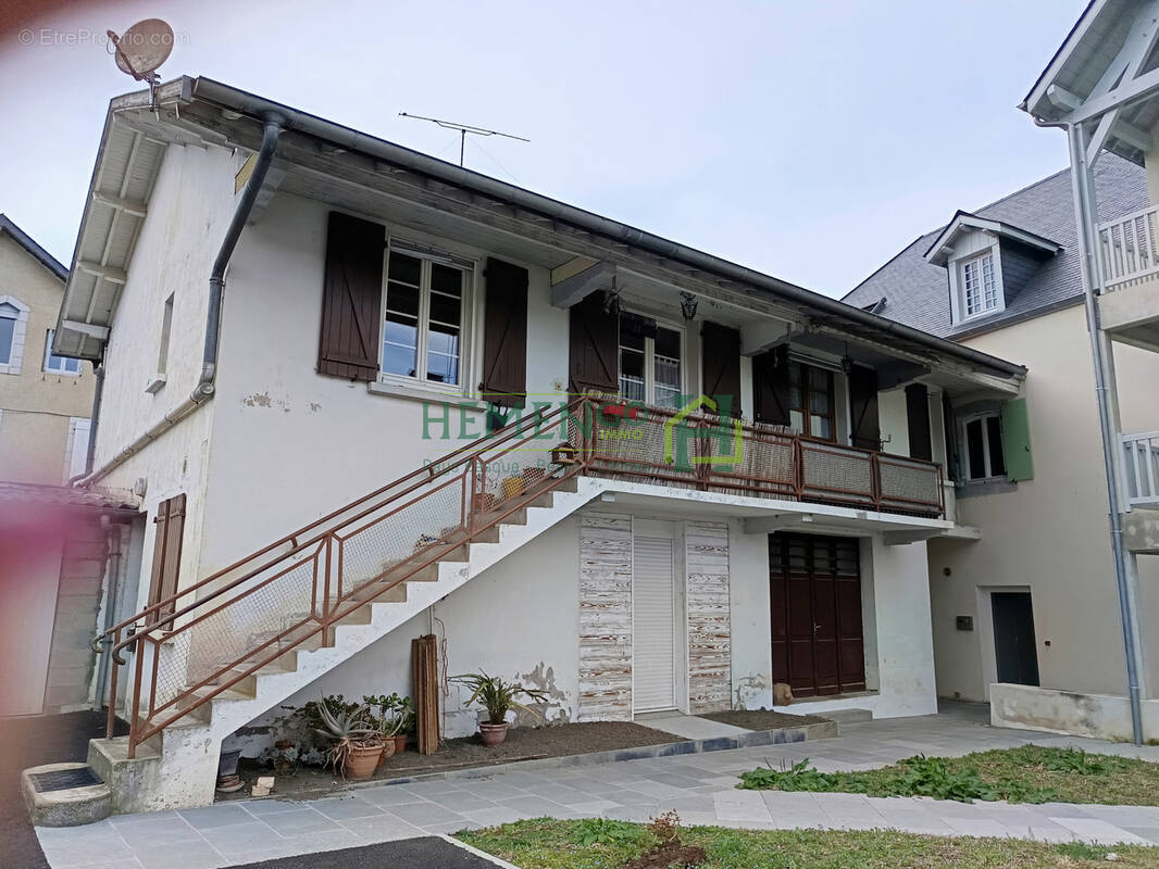 Appartement à MAULEON-LICHARRE