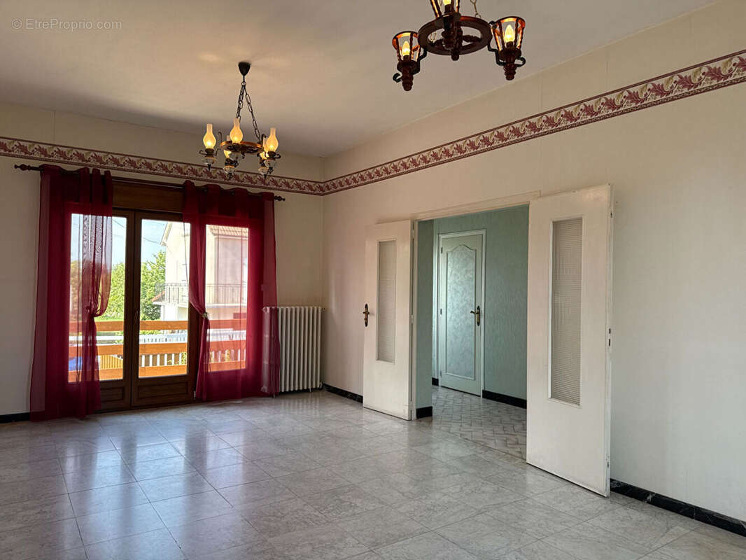 Maison familiale avec verger Quartier Baratte Courlis - photo 4