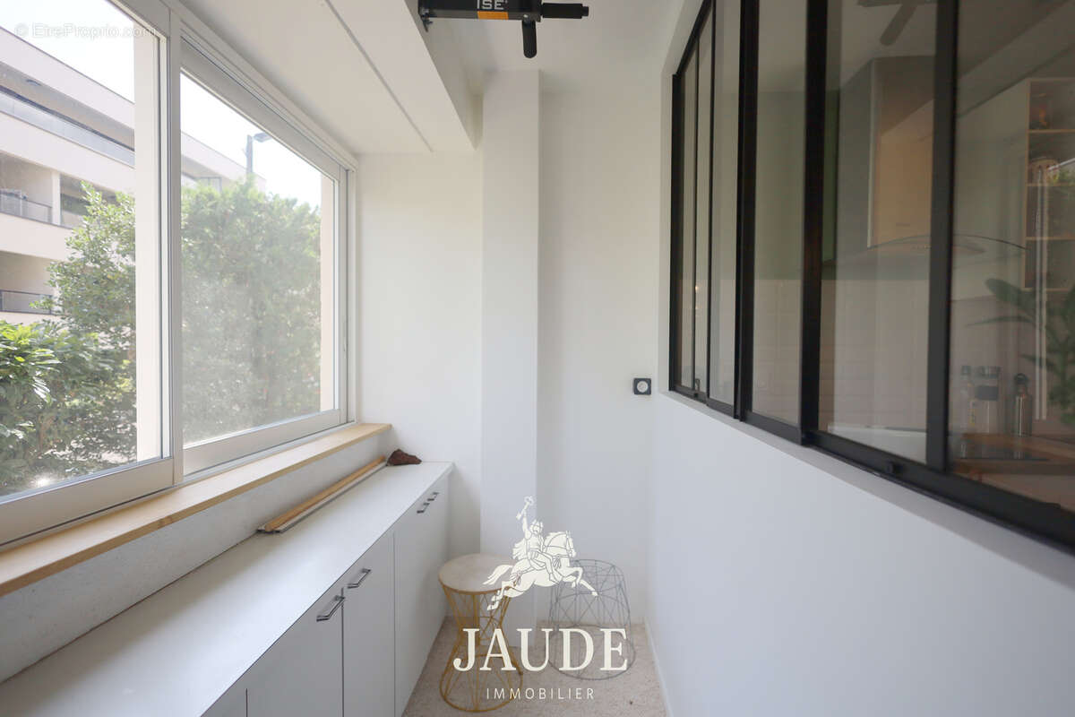 A vendre appartement renove t3 avec garage - photo 7