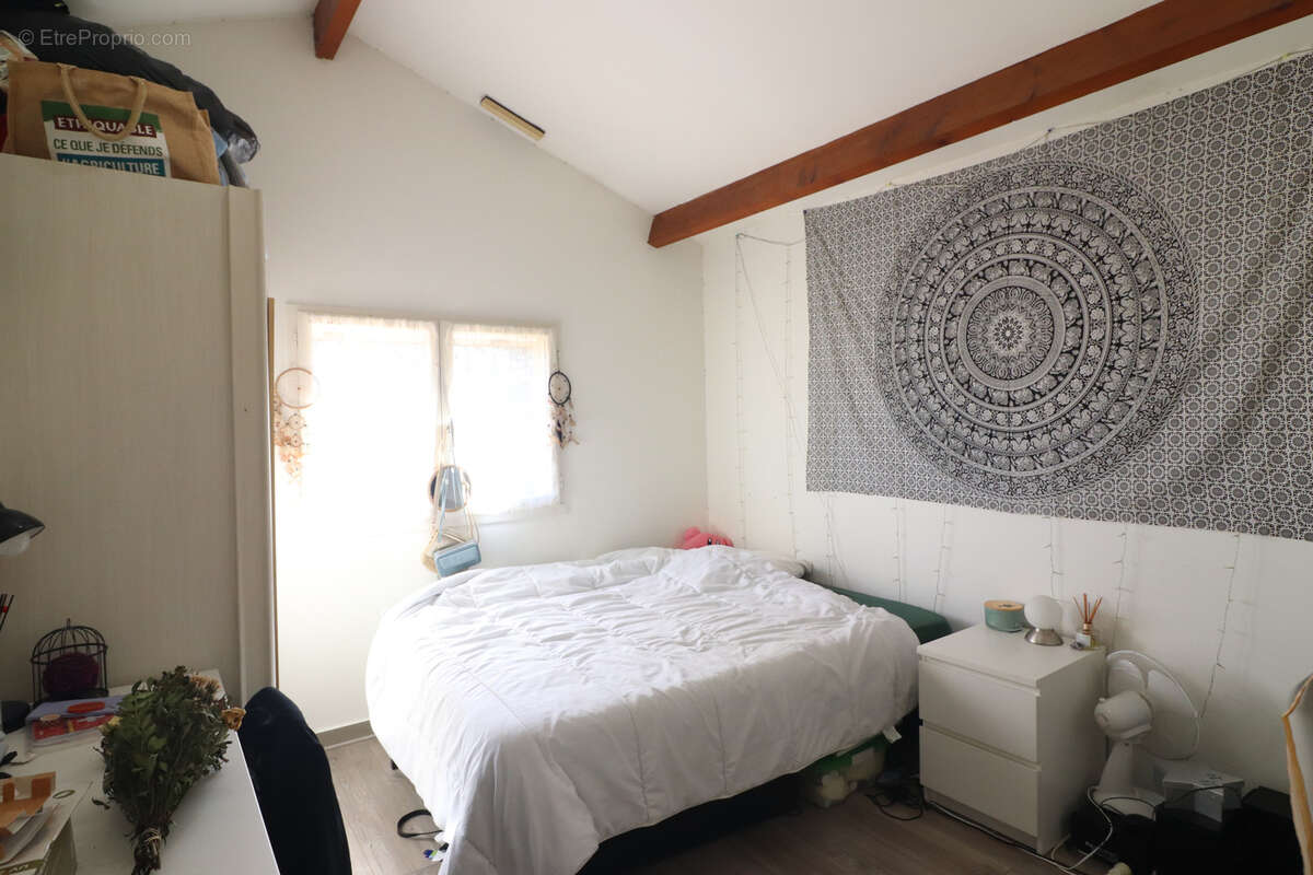 Maison à VILLENAVE-D'ORNON