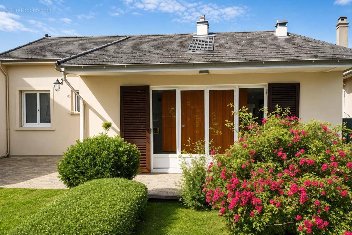 Maison à VILLENEUVE-SAINT-GEORGES