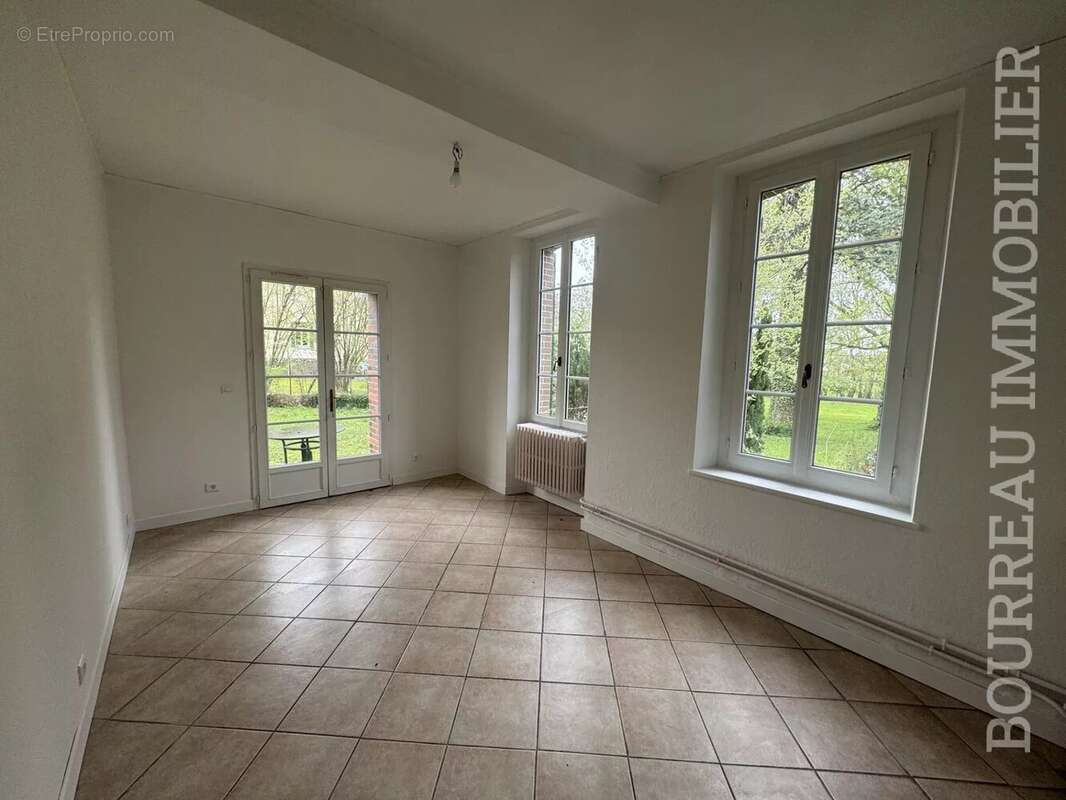 Maison à CHASSY