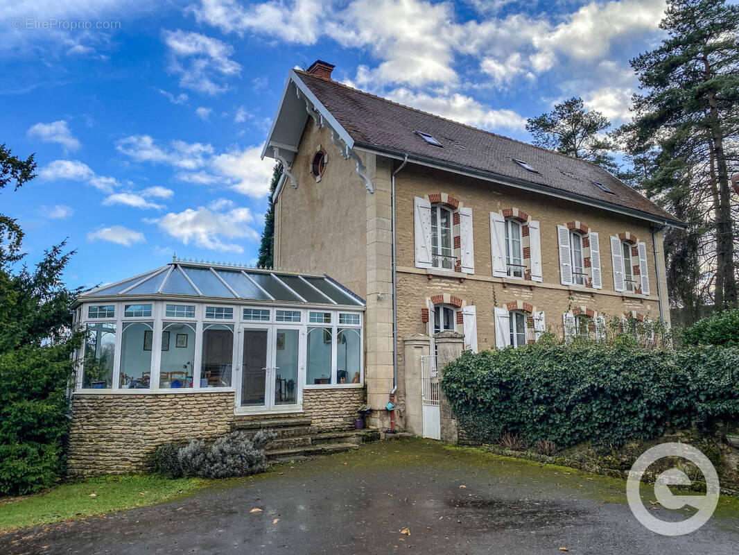 Maison à SAINTE-COLOMBE
