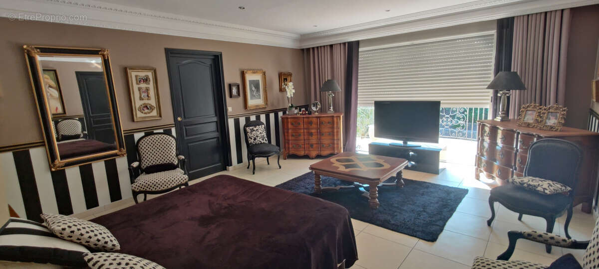 Maison à DRAGUIGNAN