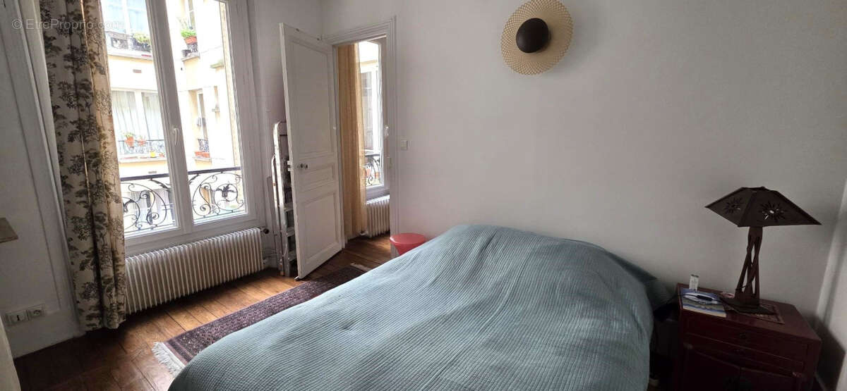 Appartement à PARIS-20E