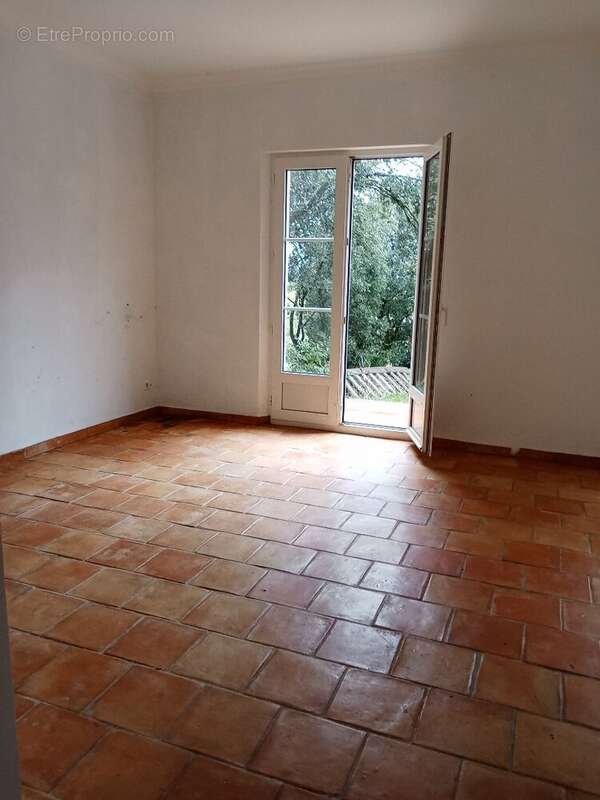 Maison à DURFORT-ET-SAINT-MARTIN-DE-SOSSENAC