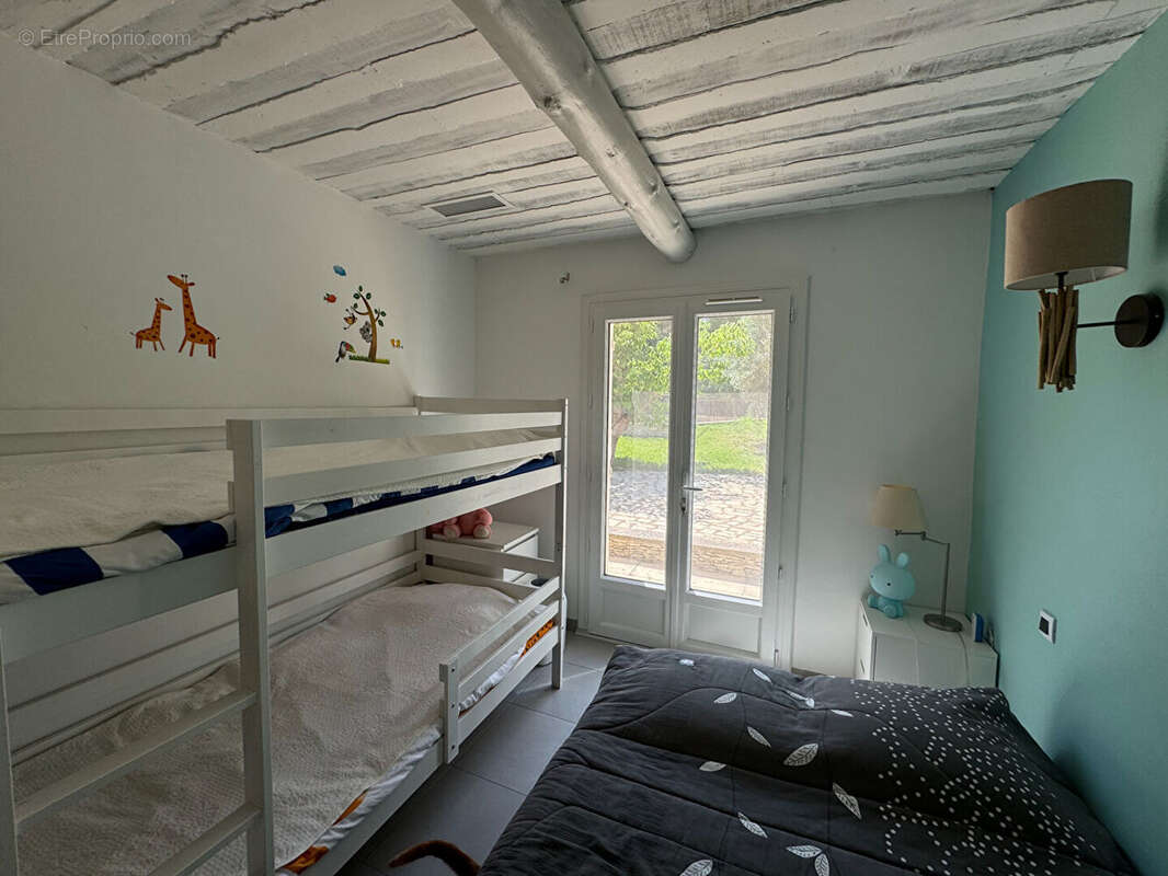 Maison à L&#039;ISLE-SUR-LA-SORGUE