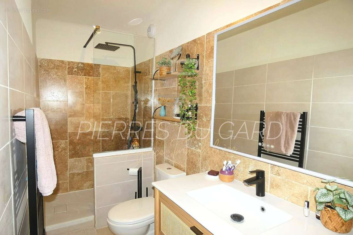 Maison 150 m² à Uzes  - photo 5