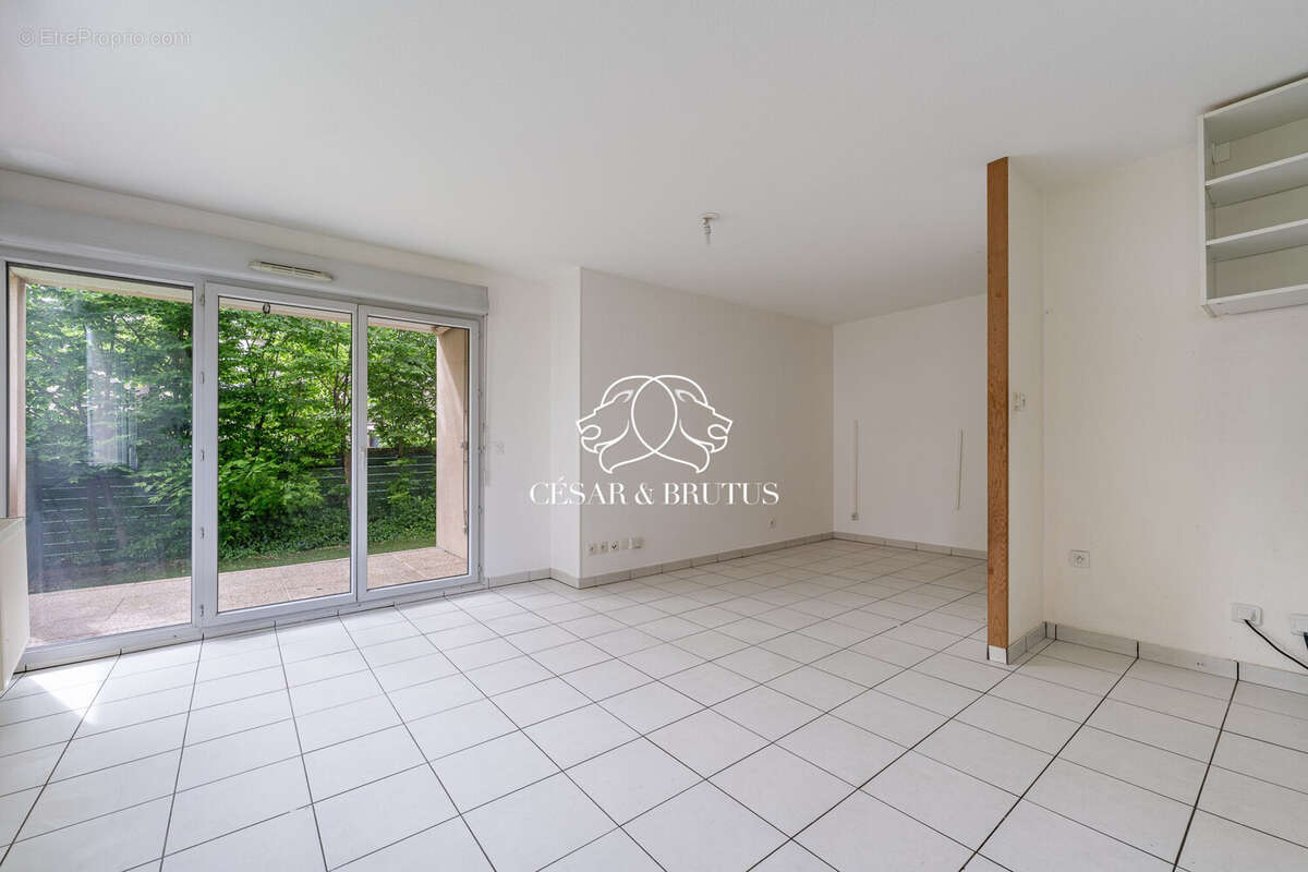 Appartement à VAULX-EN-VELIN