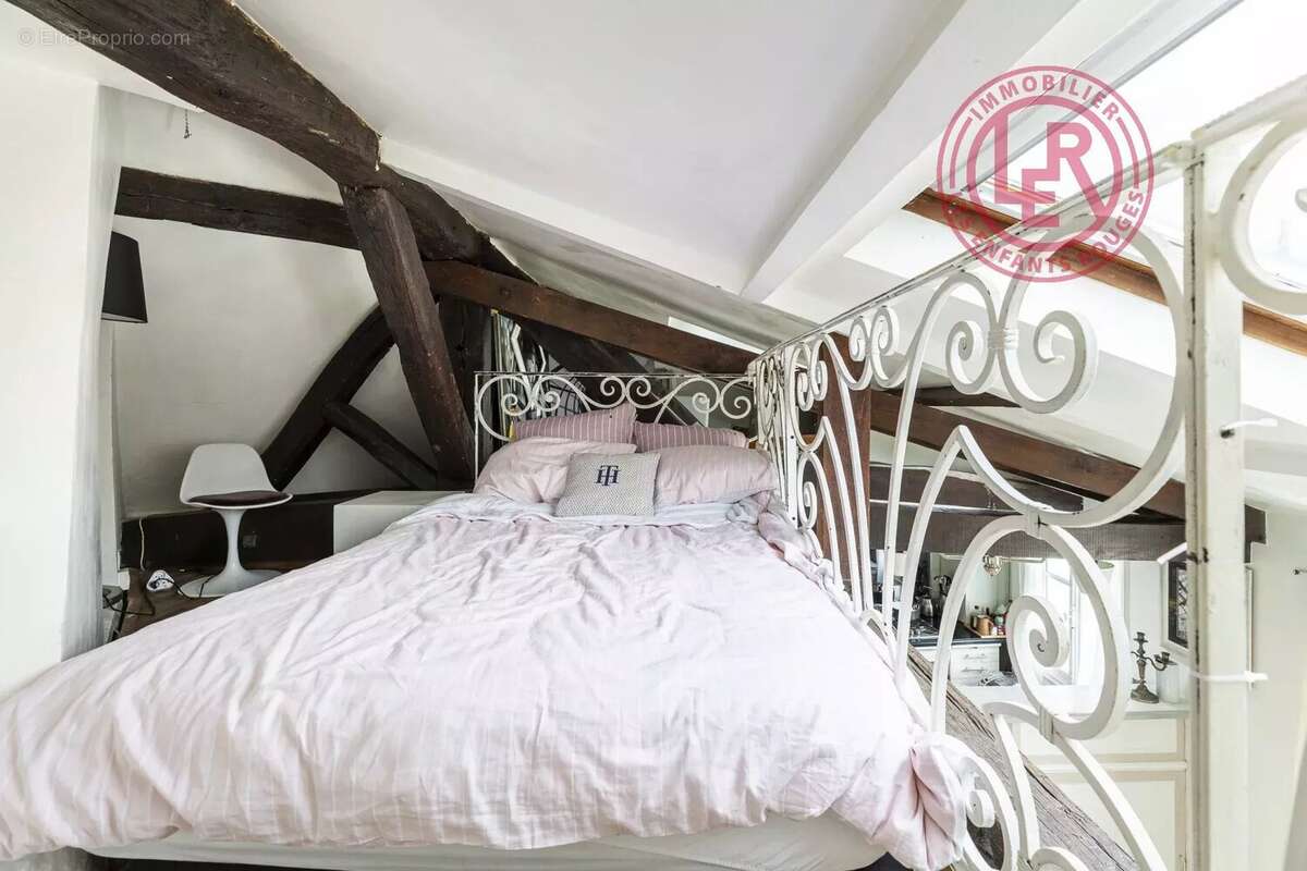 Appartement à PARIS-6E