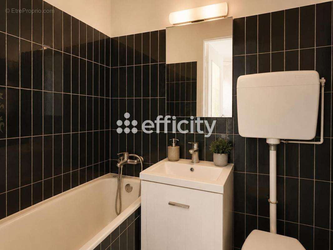 Appartement à PARIS-7E
