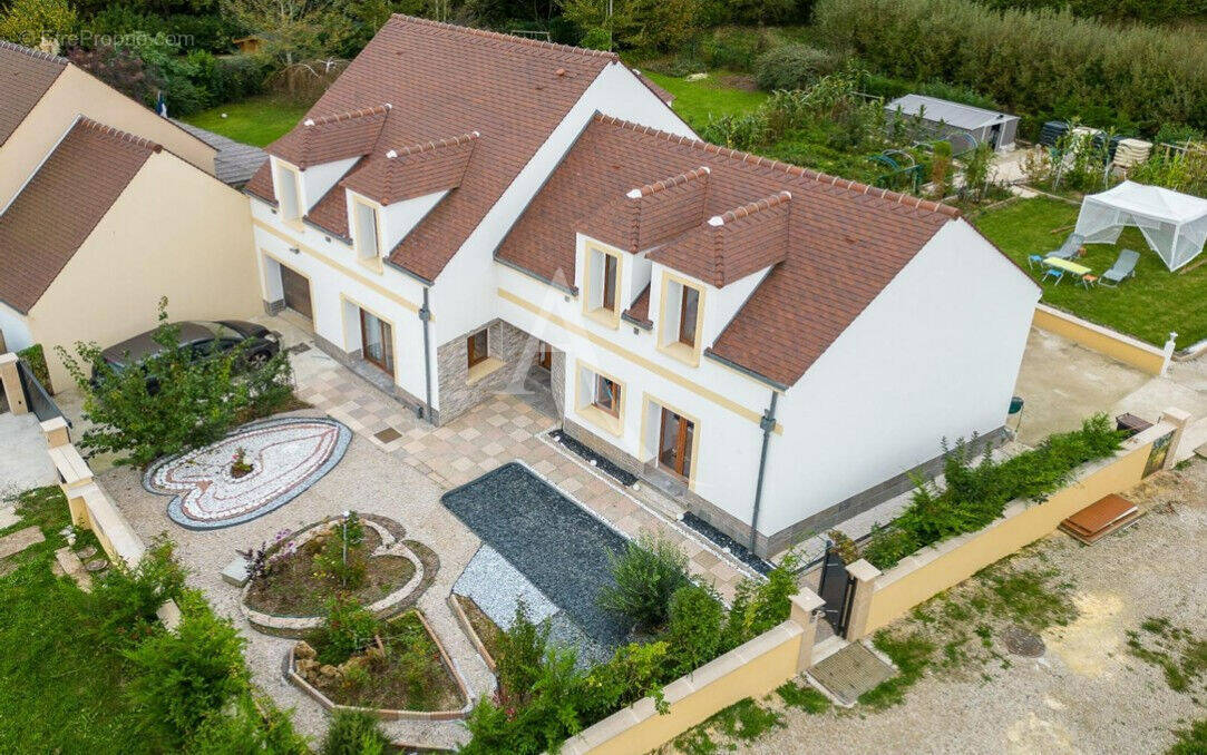 Maison à MEAUX