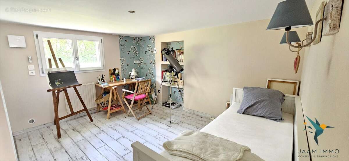 Maison à MONTMERLE-SUR-SAONE