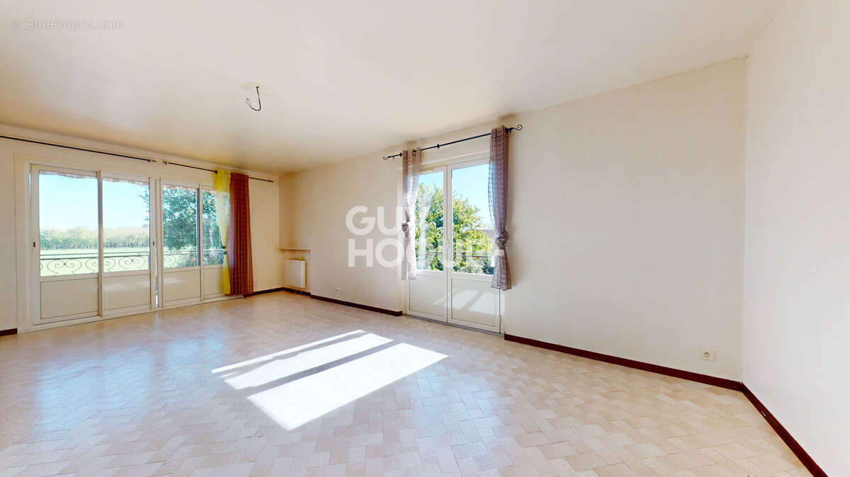 Maison à VERDUN-SUR-GARONNE