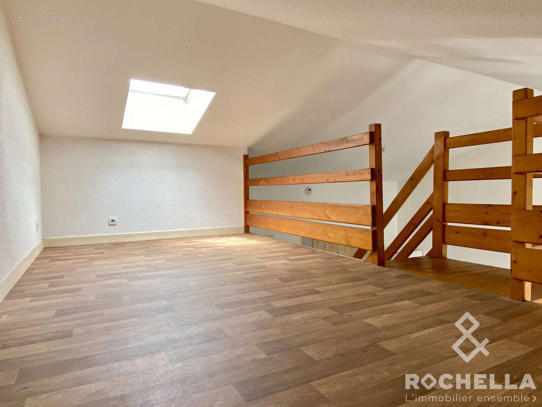 Appartement 60 m² à Rochefort  - photo 4
