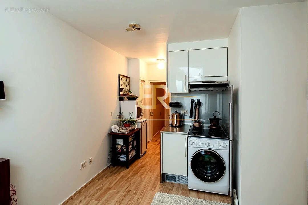 Appartement à PARIS-19E