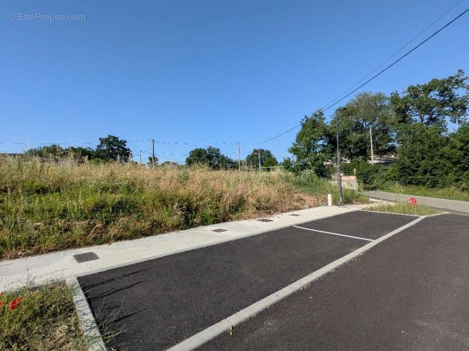 Terrain 273 m² à Saint-Clar-De-Riviere  - photo 3