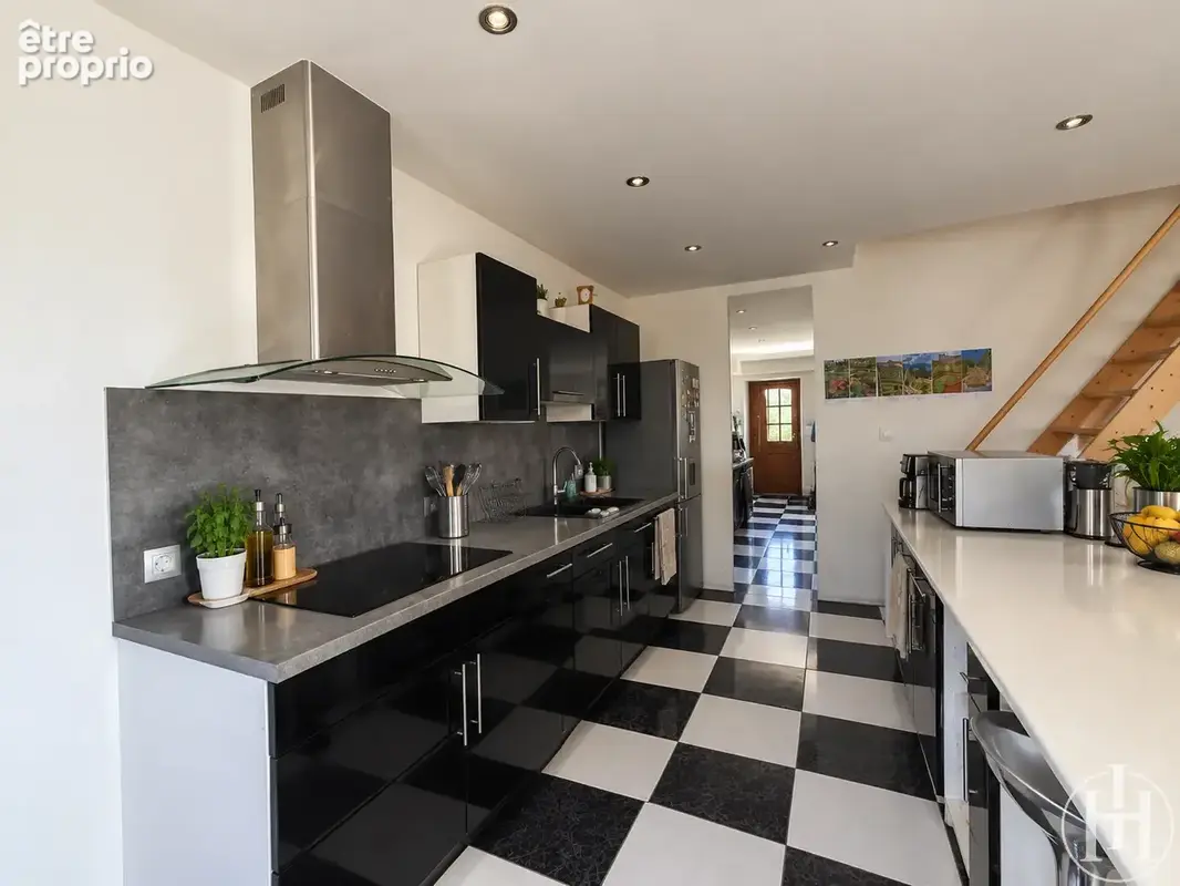 ORCENAIS   Investissement locatif avec locataire en place ! - photo 3
