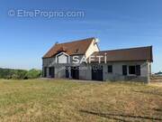 Photo 1 - Maison à VILLEBRET