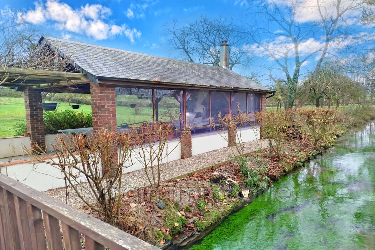 Maison à NEUFCHATEL-EN-BRAY