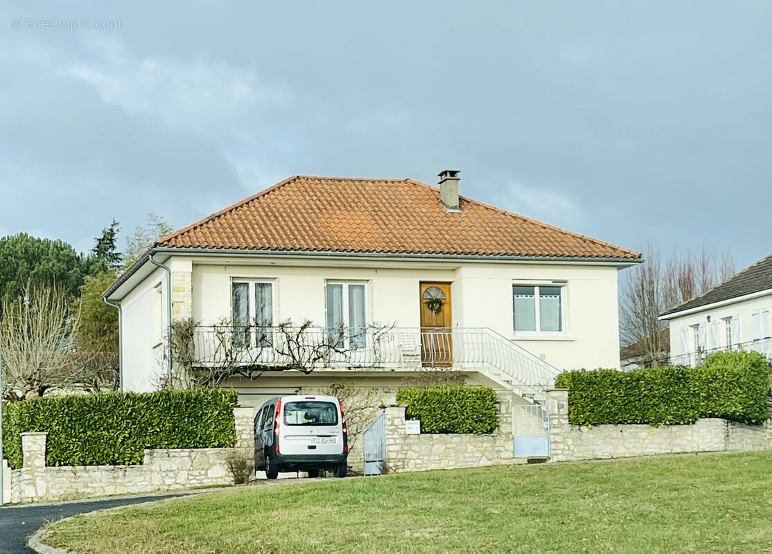 Maison à GOURDON